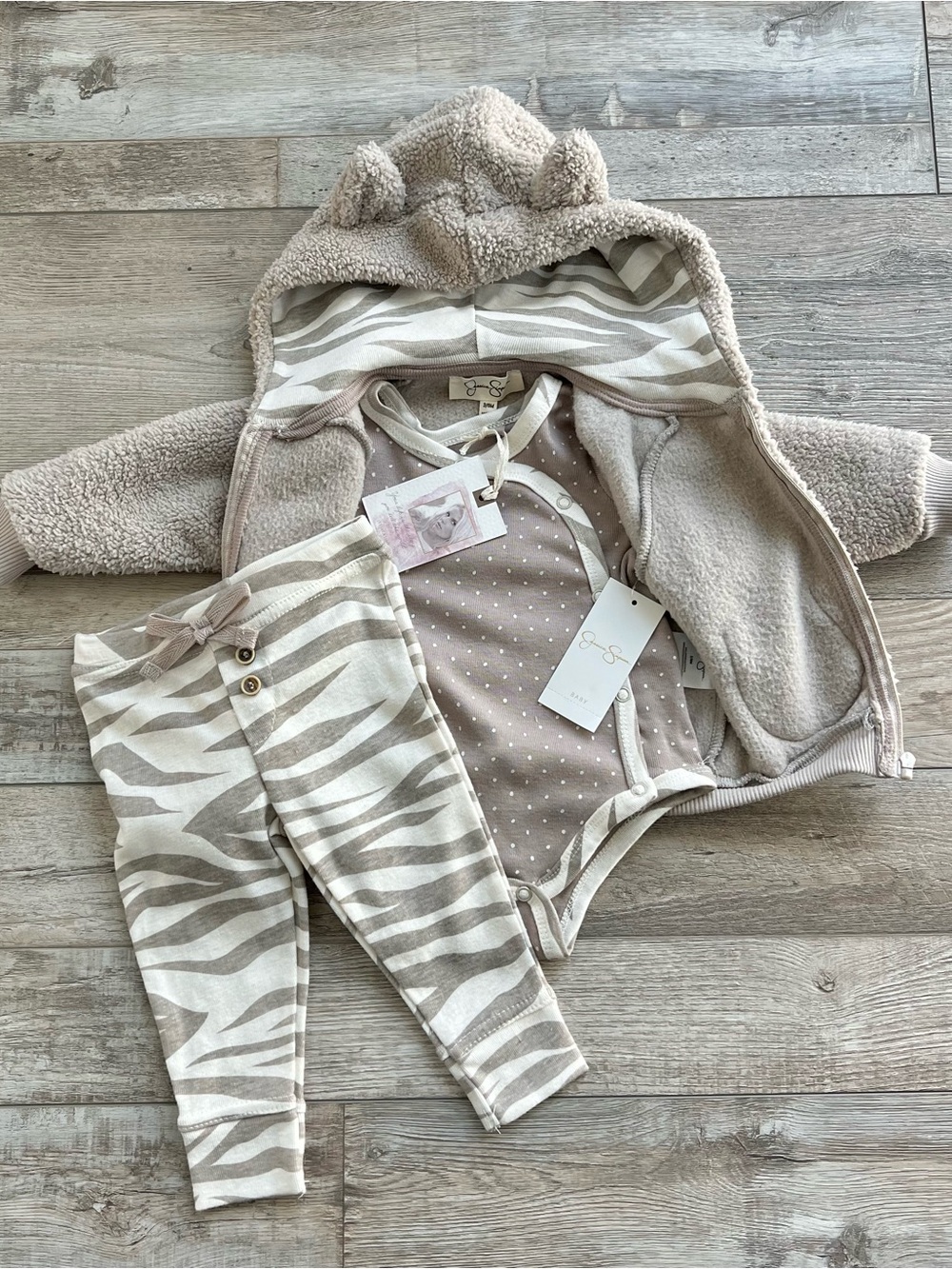 NWT Jessica Simpson Girls Fuzzy Coat and Outfit Set Size 3/6 Months